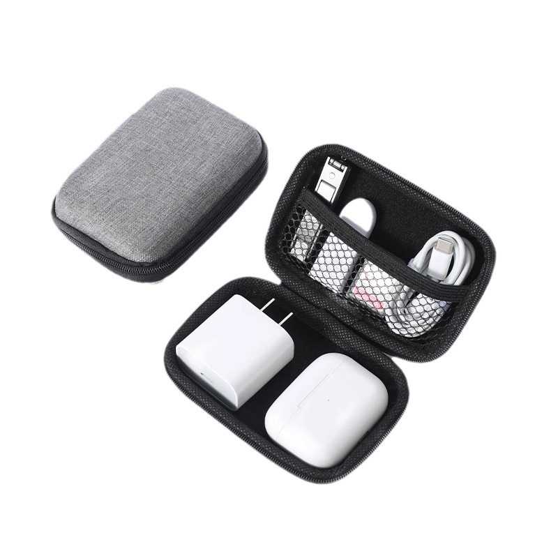 収納バッグ ポーチ イヤホン/USBケーブル/充電ケーブル/化粧品 収納ケース ＜新品＞ [95180]